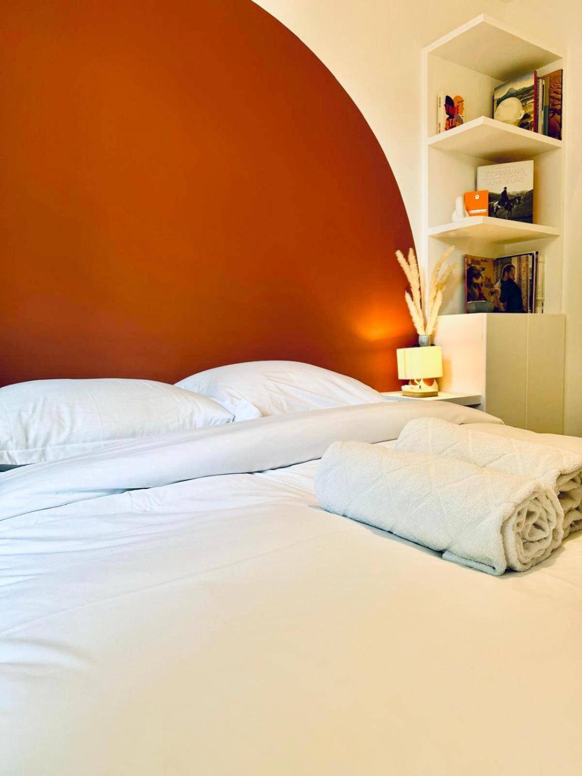 Charmant Appartement Au Coeur De Montmartre! Parijs Buitenkant foto