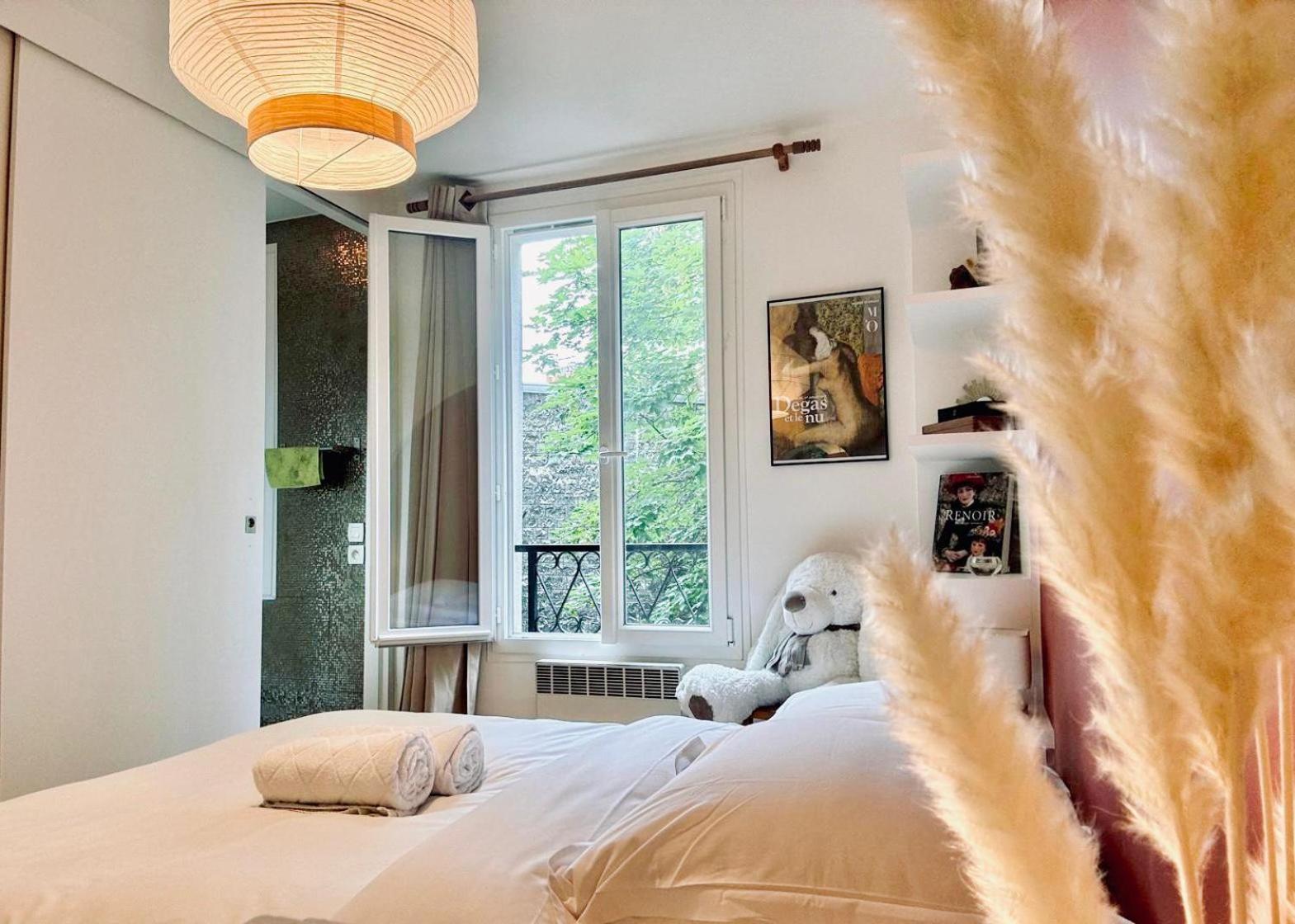 Charmant Appartement Au Coeur De Montmartre! Parijs Buitenkant foto